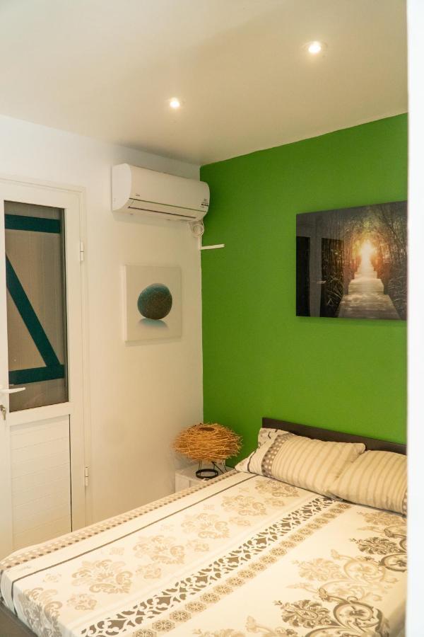 Joli Appartement Avec Vue Au Moule Le Moule Exterior photo